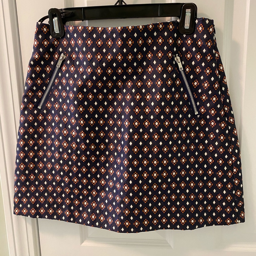 Super cute Warehouse miniskirt